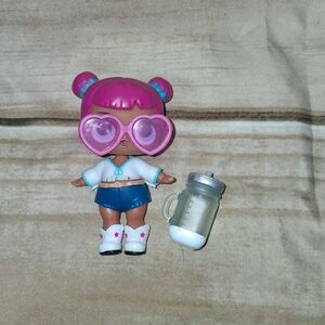 L.O.L. Surprise! Doll with Pink Hair and Blue Outfit
